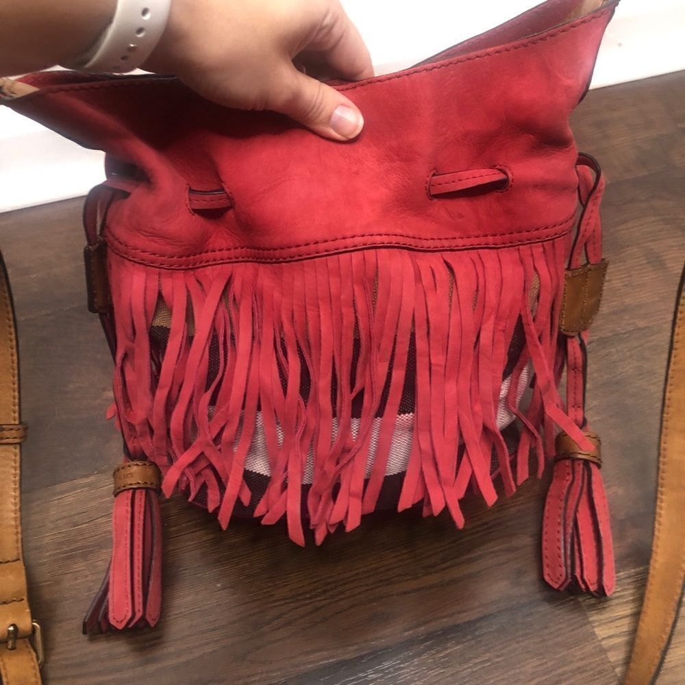 Burberry Belgrove Red Fringe Suede‎ Leather Nova Check Bucket Bag Crossbody - Picture 7 of 13